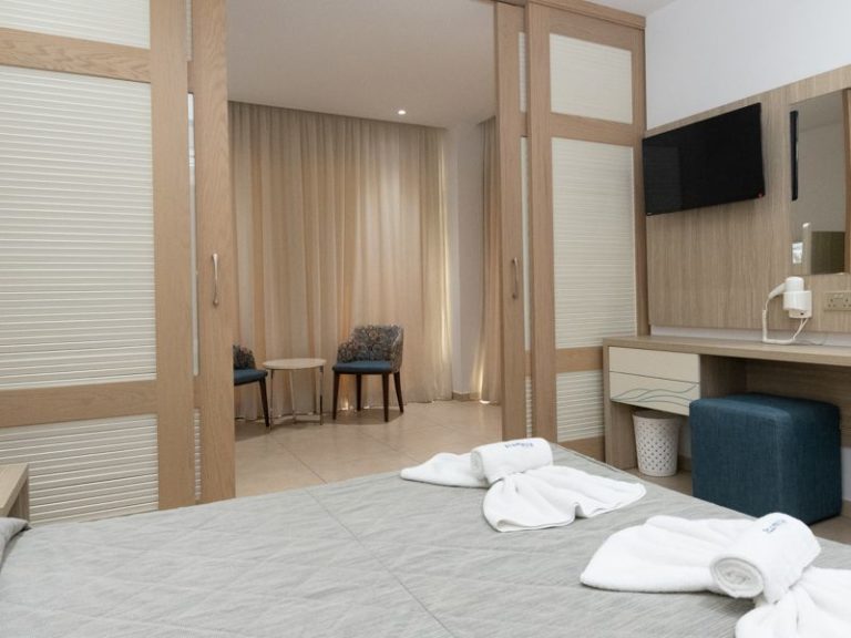 family_suite_4